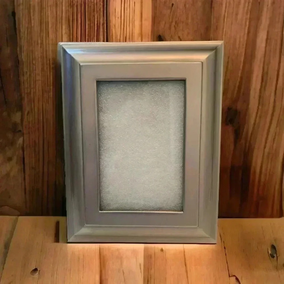 Picture frame, 4” by 6”, silver  plastic frame with felt back - Picture 1 of 4